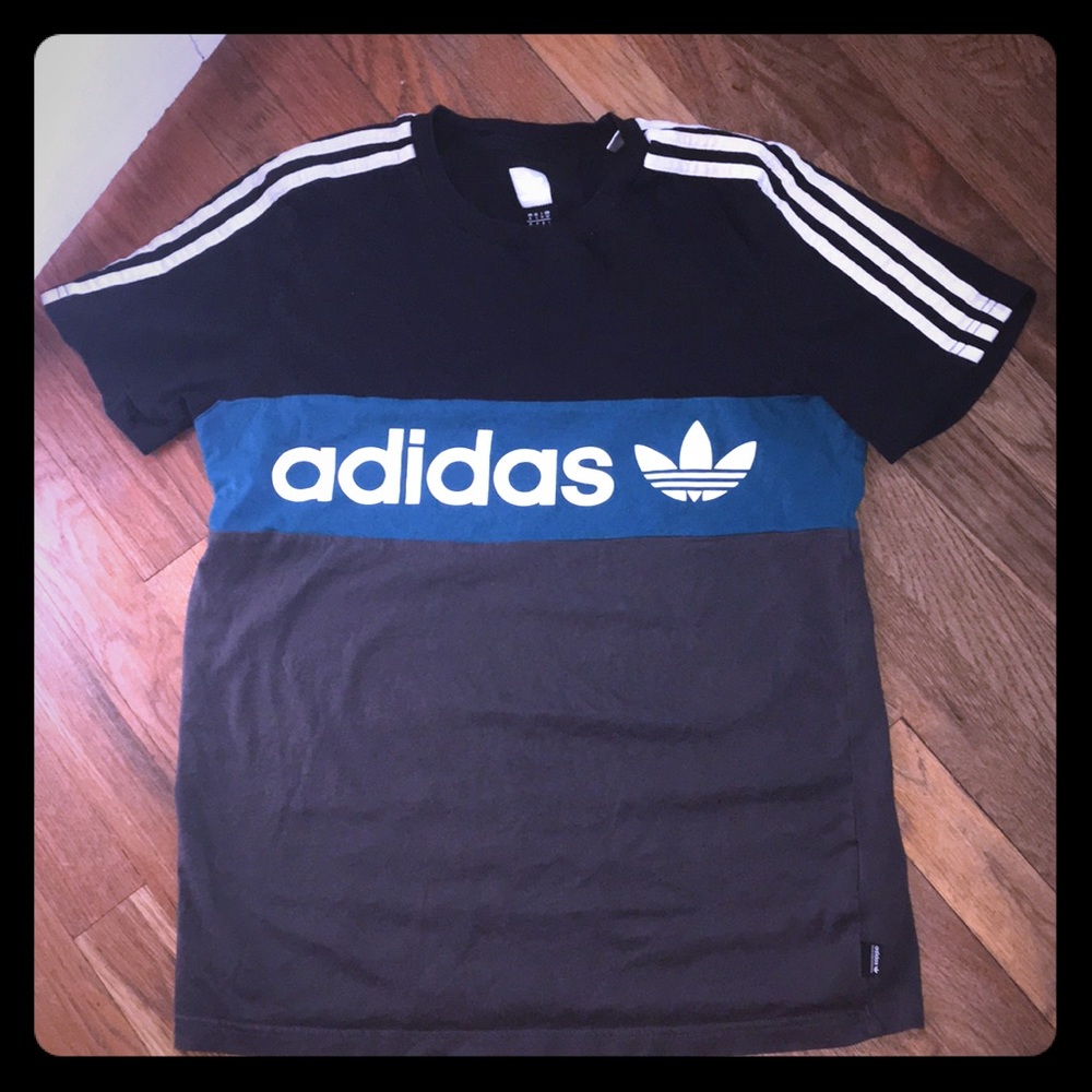short sleeved Adidas tee
